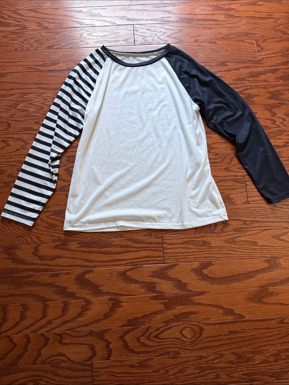 Women’s Black & White Raglan Long Sleeve Tee